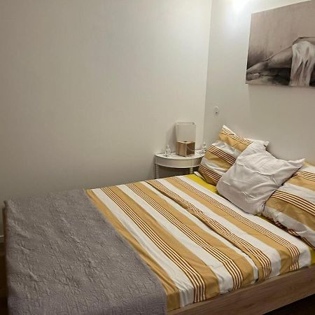Abrilove Castres  Bagian luar foto